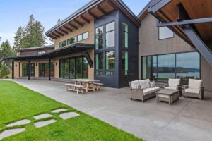 edwards-smith-SunUp-Bay-Residence-back-porch