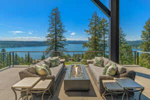 Black Rock Residence #6 Lakeview Terrace with Cozy Outdoor Seating